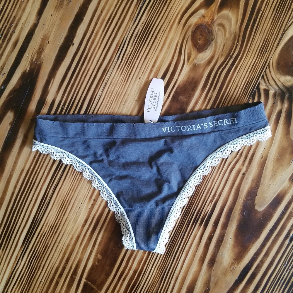 NWT VS grey lace thong